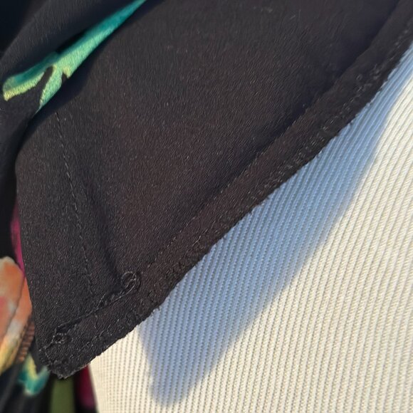 Ungaro - Picture 6 of 11